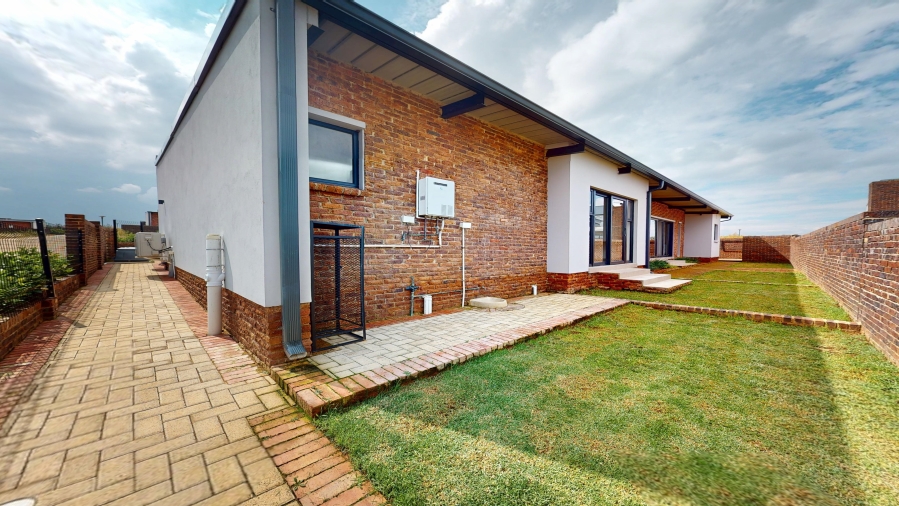 3 Bedroom Property for Sale in Helderzicht Eco Estate North West